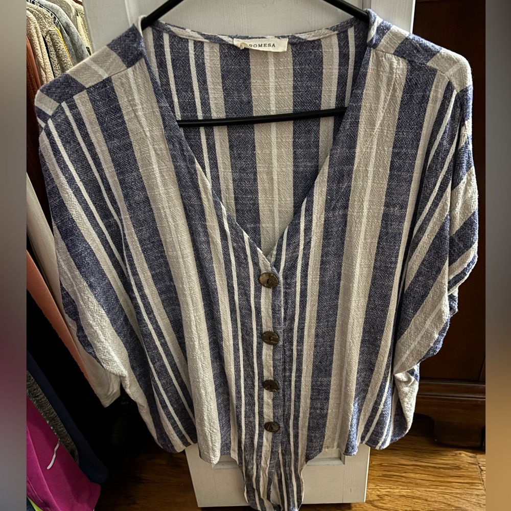 Super cute top